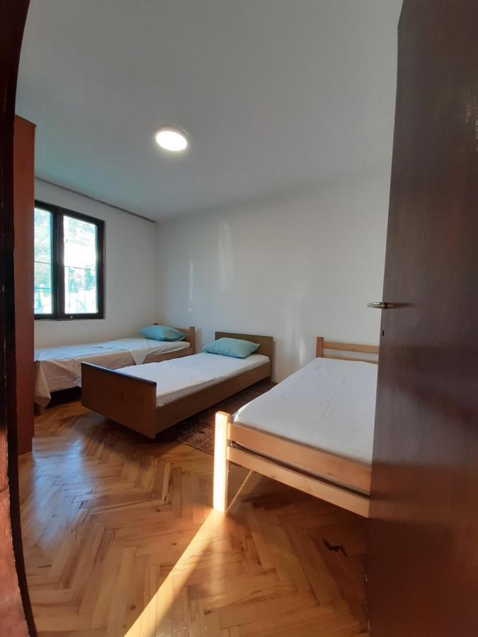 Forest House Sutomore Exterior foto
